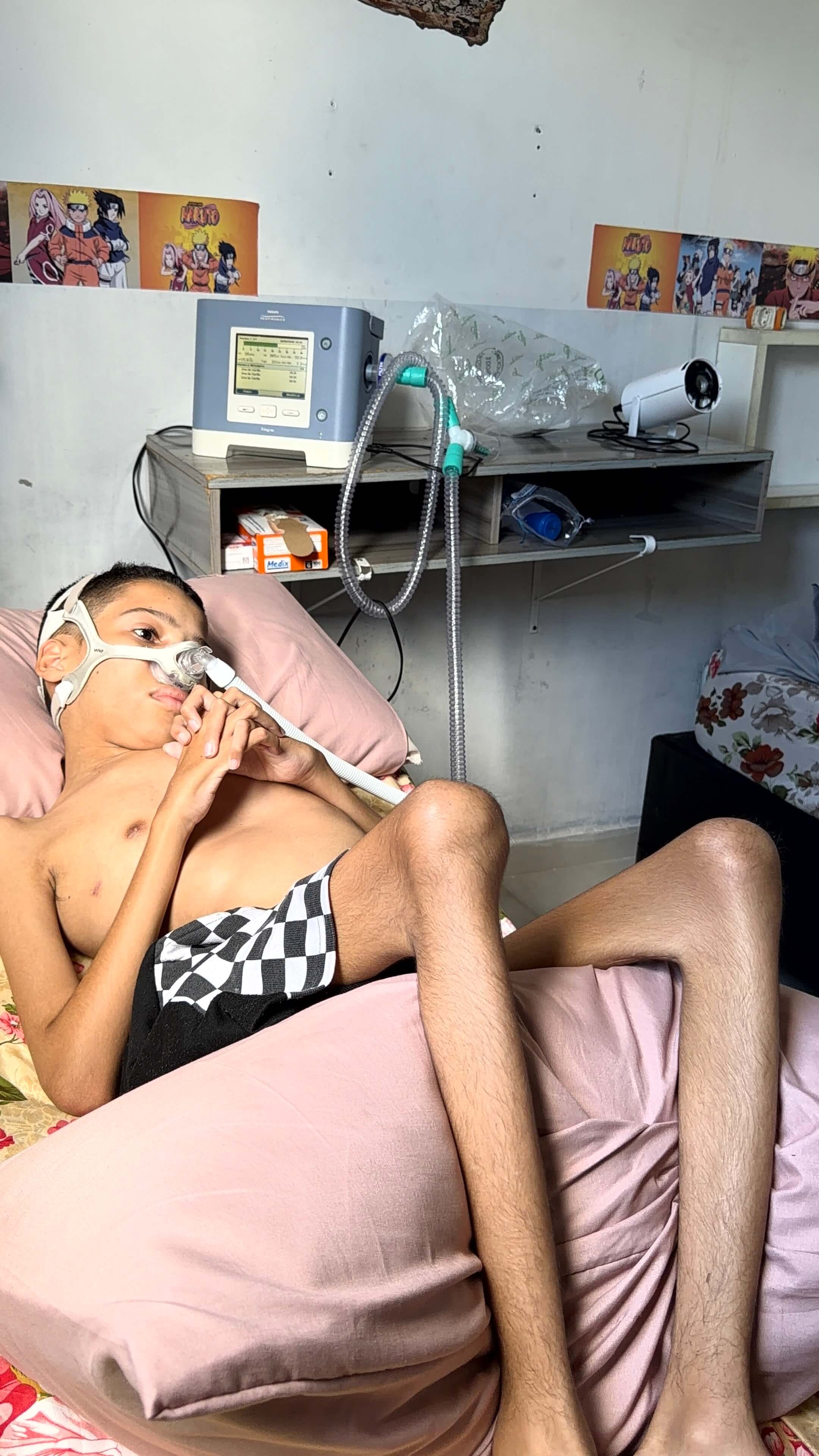 Kauê em momento de cuidado
